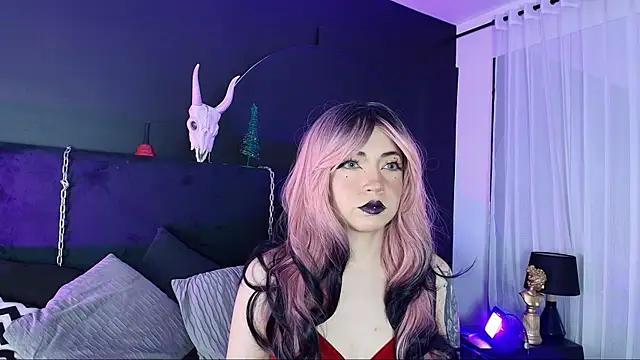 Aylen darkmoor online show from 4, 11, 2025