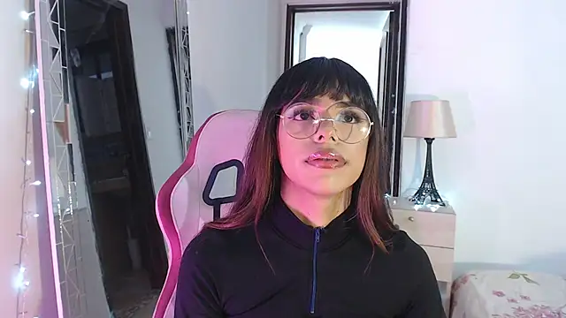 Snapshot of DannaDooll99 chatting on 18, 1, 2025 DannaDooll99 online show from 18, 1, 2025