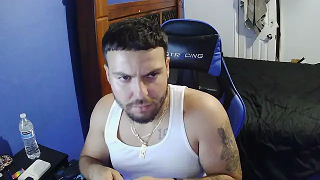 Snapshot of MasterKvn chatting on 3, 11, 2025 MasterKvn online show from 3, 11, 2025