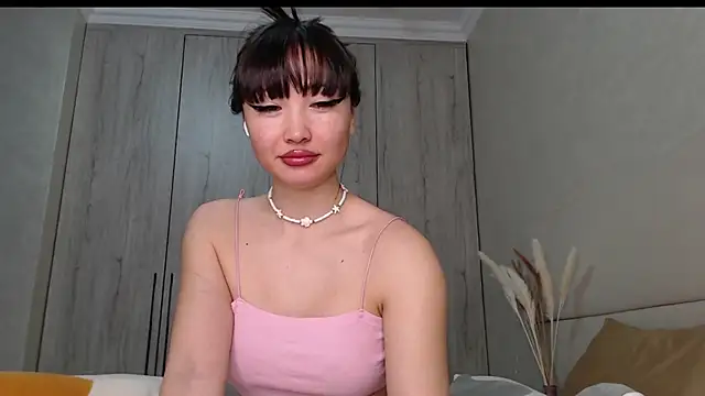 Snapshot of MiaRie chatting on 8, 6, 2026 MiaRie online show from 8, 6, 2026