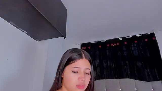 Snapshot of game_with_lesbians_ chatting on 4, 6, 2026 game with lesbians online show from 4, 6, 2026