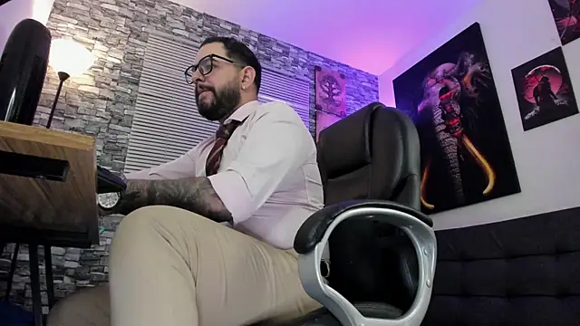 Snapshot of Ethan_Castellano chatting on 3, 6, 2026 Ethan Castellano online show from 3, 6, 2026