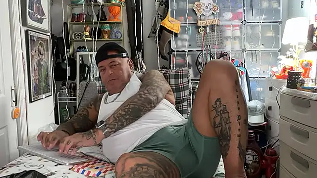 joeytatts66 online show from 29, 11, 2025