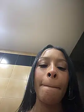 Snapshot of natali_henao chatting on 10, 3, 2025 natali henao online show from 10, 3, 2025