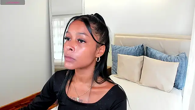 Snapshot of natali_henao chatting on 26, 9, 2025 natali henao online show from 26, 9, 2025