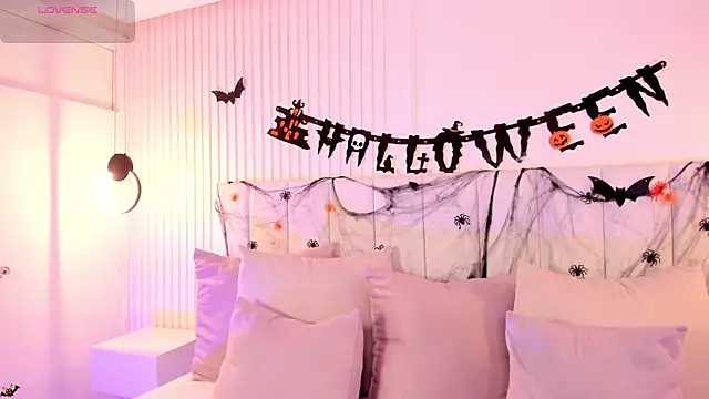 Snapshot of natali_henao chatting on 29, 10, 2025 natali henao online show from 29, 10, 2025