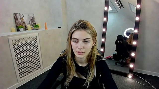 Cherry Price online show from 20, 12, 2024