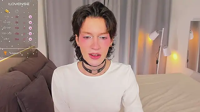 Snapshot of Kolette_Gray chatting on 9, 3, 2025 Kolette Gray online show from 9, 3, 2025