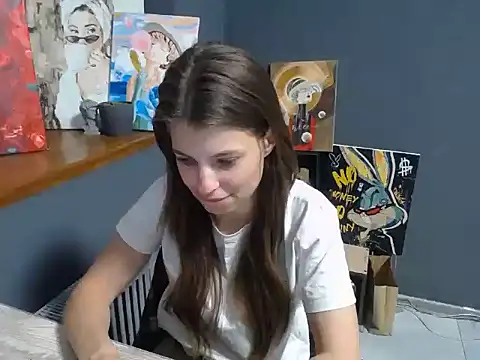 Snapshot of felicity_gold chatting on 18, 5, 2026 felicity gold online show from 18, 5, 2026