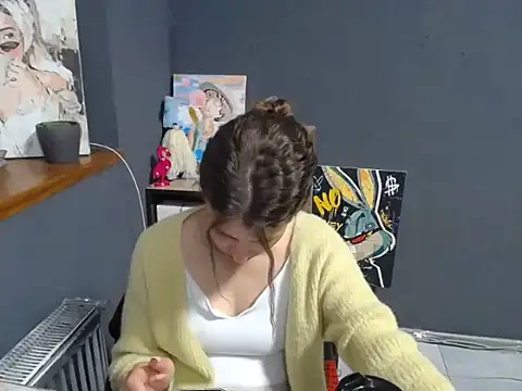 Snapshot of felicity_gold chatting on 26, 5, 2026 felicity gold online show from 26, 5, 2026
