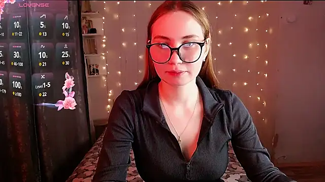 Snapshot of Miya_Mark chatting on 7, 1, 2025 Miya Mark online show from 7, 1, 2025