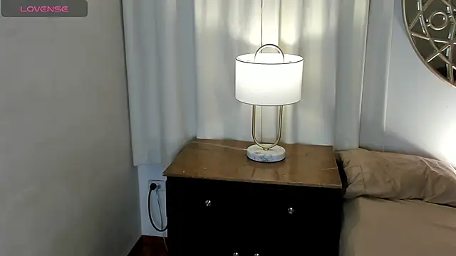 Snapshot of Belliinda_21 chatting on 5, 6, 2026 Belliinda 21 online show from 5, 6, 2026