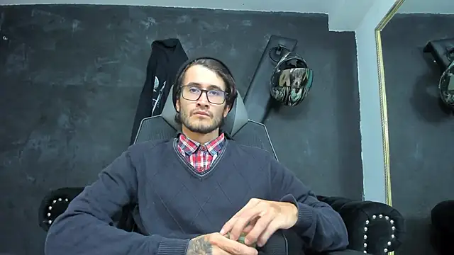 Snapshot of Loggan_donnelly chatting on 30, 9, 2025 Loggan donnelly online show from 30, 9, 2025