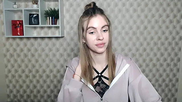 AlisaCatty  online show from 21, 3, 2025