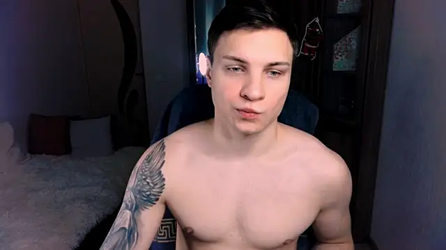 handsome guy01 online show from 22, 12, 2024