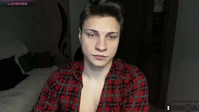 handsome guy01 online show from 24, 11, 2025