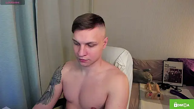 handsome guy01 online show from 12, 4, 2026