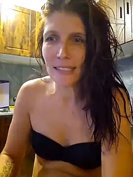 Snapshot of Lenchen_ chatting on 16, 6, 2026 Lenchen online show from 16, 6, 2026
