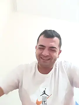 Snapshot of cshn001 chatting on 1, 1, 2025 cshn001 online show from 1, 1, 2025