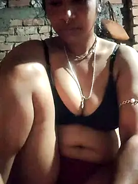 Hotty-dola online show from 25, 12, 2024