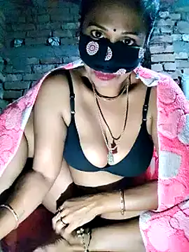 Hotty-dola online show from 5, 1, 2025