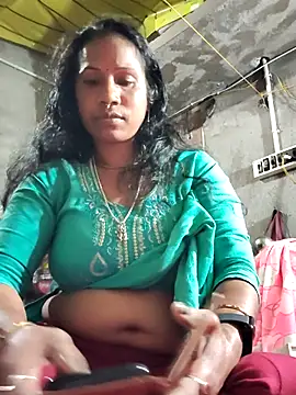 Hotty-dola online show from 28, 1, 2025
