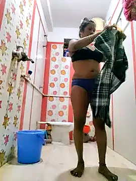 Hotty-dola online show from 1, 2, 2025