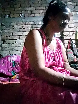 Hotty-dola online show from 20, 2, 2025