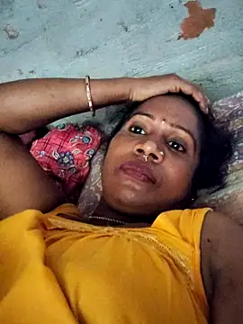 Hotty-dola online show from 1, 3, 2025