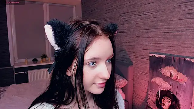 Snapshot of MerylHedley chatting on 13, 12, 2024 MerylHedley online show from 13, 12, 2024