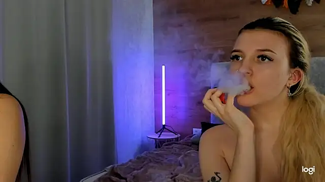 Snapshot of ShySonya chatting on 2, 2, 2025 ShySonya online show from 2, 2, 2025