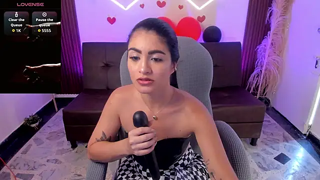 lunaalynch online show from 17, 3, 2026