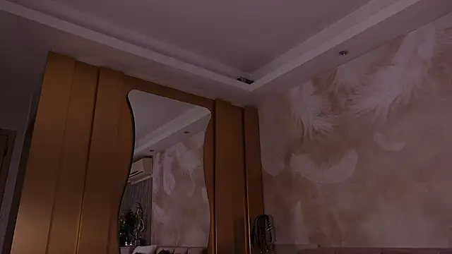 JullyBlair online show from 4, 2, 2026