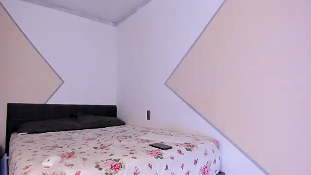 Elalove  online show from 26, 11, 2025