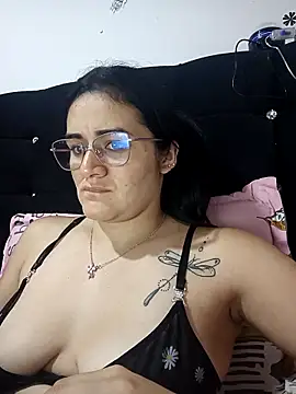 Hanna Kinsley online show from 4, 11, 2025