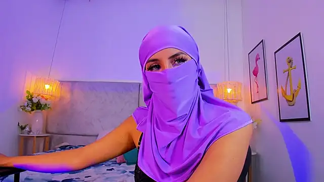 naomiii   online show from 25, 10, 2025