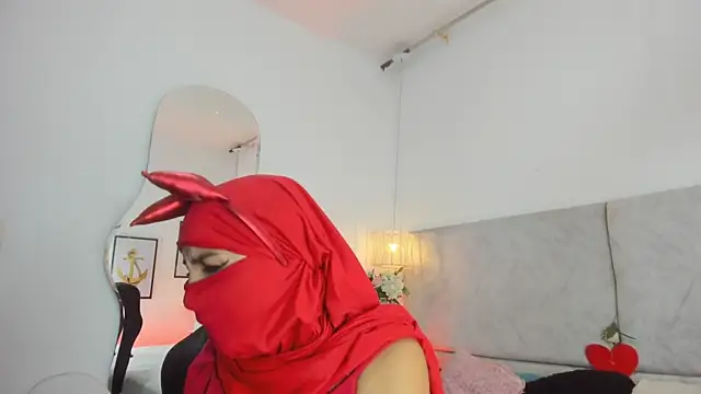 naomiii   online show from 20, 2, 2026