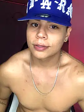 SantiagoReyesFtt online show from 22, 10, 2025