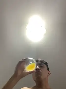 LCarreraa online show from 19, 1, 2025