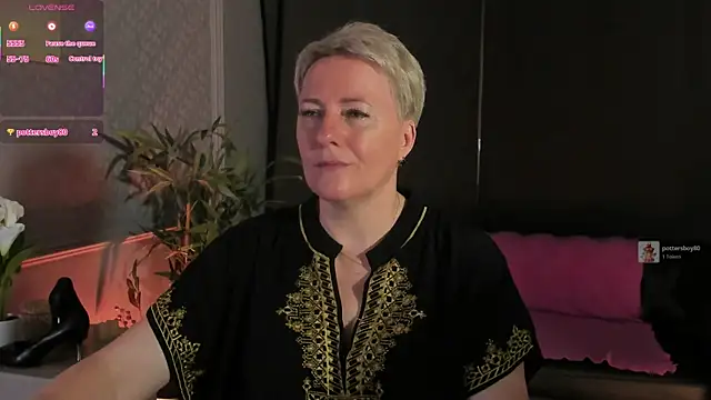 Nika Smit online show from 28, 6, 2026