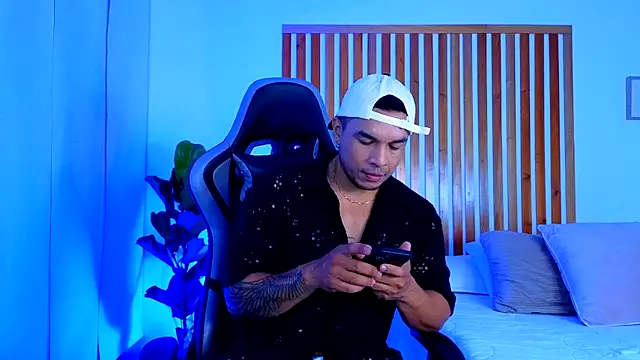 estebandelouis online show from 9, 5, 2026