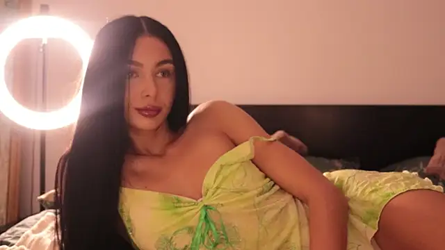 Snapshot of IvyKaelani chatting on 5, 11, 2025 IvyKaelani online show from 5, 11, 2025