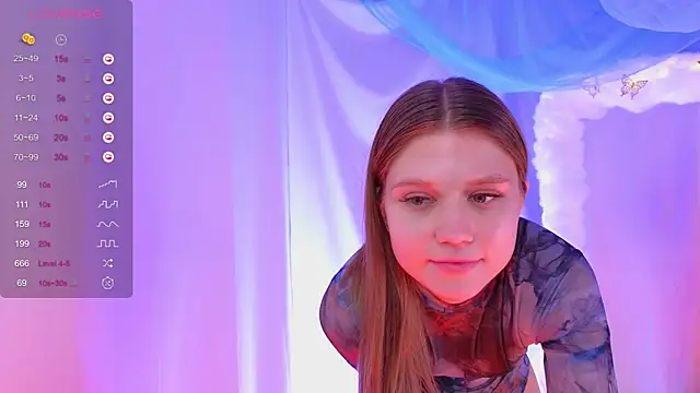 AlisiaSpinnet  online show from 31, 1, 2025