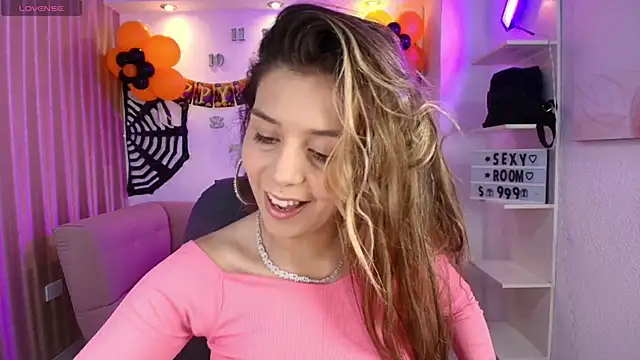 Snapshot of 1Sloppy_Fox4 chatting on 23, 10, 2025 1Sloppy Fox4 online show from 23, 10, 2025