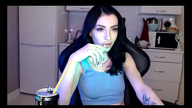 Snapshot of NancyLovee_ chatting on 5, 12, 2024 NancyLovee online show from 5, 12, 2024