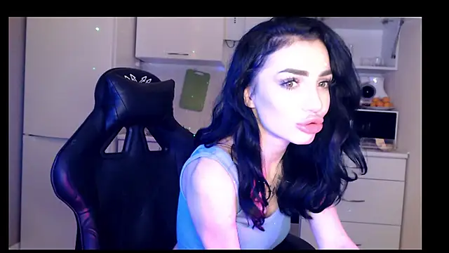 Snapshot of NancyLovee_ chatting on 10, 12, 2024 NancyLovee online show from 10, 12, 2024