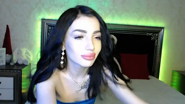 Snapshot of NancyLovee_ chatting on 28, 1, 2025 NancyLovee online show from 28, 1, 2025