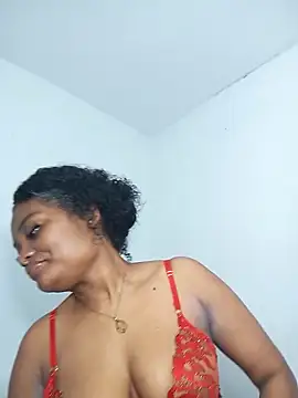 Snapshot of gianna_smith chatting on 25, 4, 2026 gianna smith online show from 25, 4, 2026