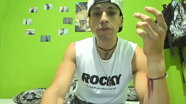 Snapshot of MikeRose94 chatting on 7, 6, 2026 MikeRose94 online show from 7, 6, 2026
