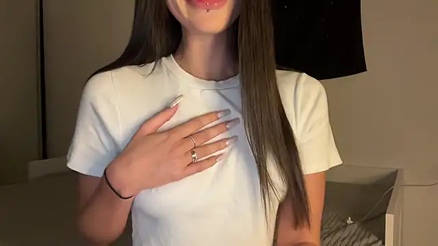 ur molly online show from 13, 9, 2025